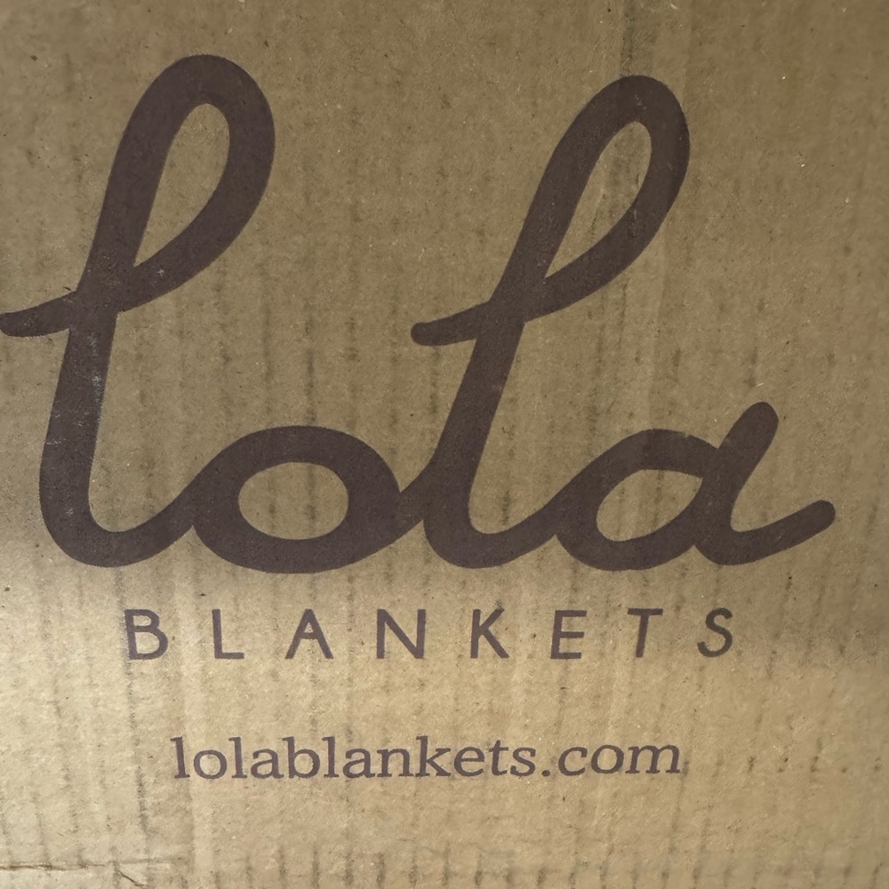 Lola Blanket
